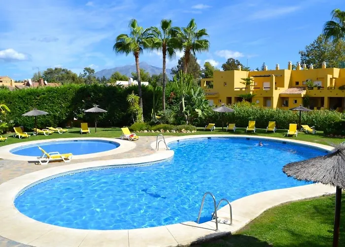 Elegant Apartment In Marbella, Pool